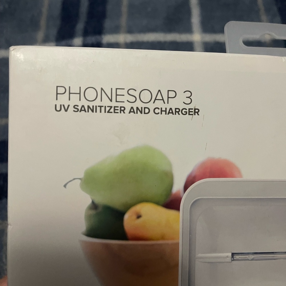 Phonesoap 3-UV sanitizer and charger - Picture 6 of 9